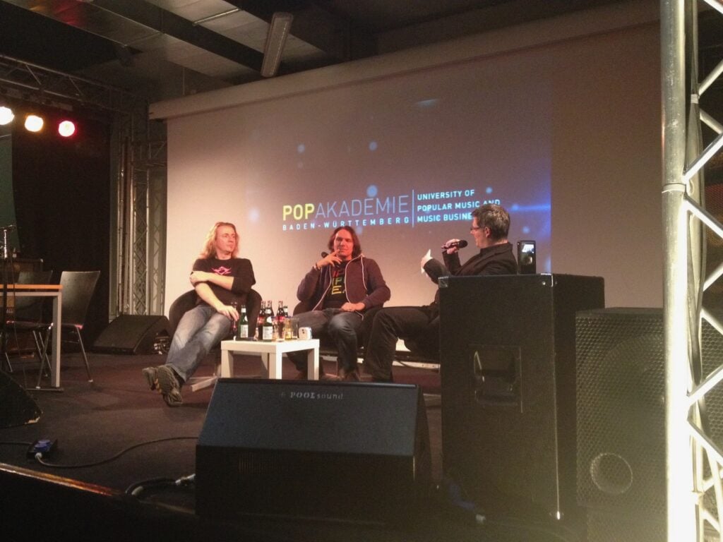 Diskussion an der Popakademie Baden-Württemberg Bühne